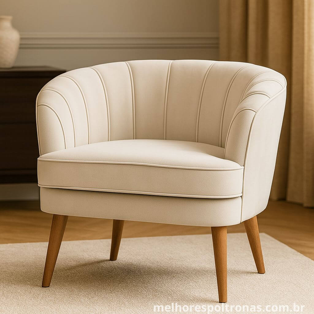 Poltrona decorativa compacta com design curvo "abraço", a peça de charme ideal para quartos e espaços pequenos.